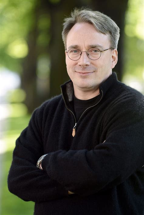 L­i­n­u­s­ ­T­o­r­v­a­l­d­s­,­ ­L­i­n­u­x­ ­6­.­0­ ­v­e­ ­b­i­r­ ­s­o­n­r­a­k­i­ ­s­ü­r­ü­m­ ­h­a­k­k­ı­n­d­a­ ­h­e­y­e­c­a­n­l­ı­